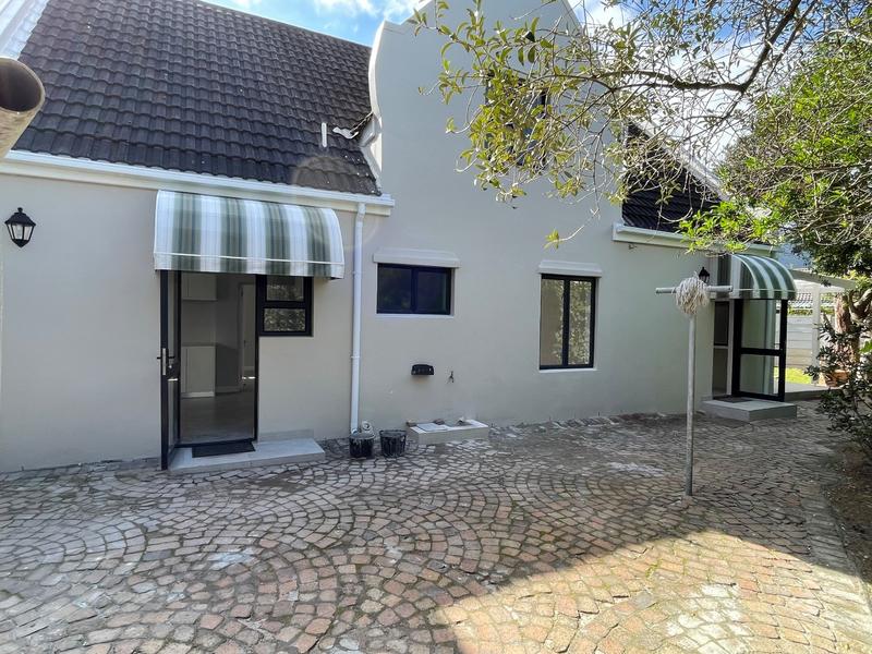 3 Bedroom Property for Sale in Beach Estate Western Cape